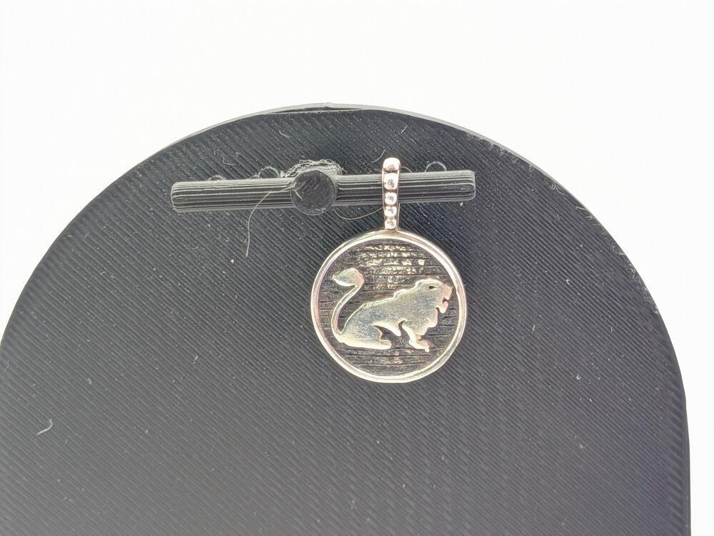 LEO Zodiac Lion Charm Pendant Silver Tone Round Medallion Astrology Retro Charm